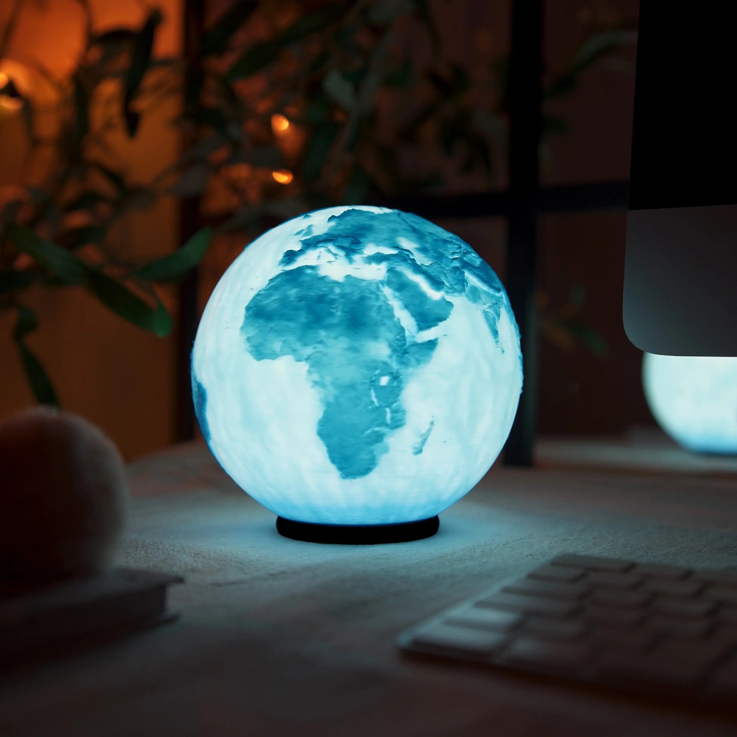 Earth Lamp