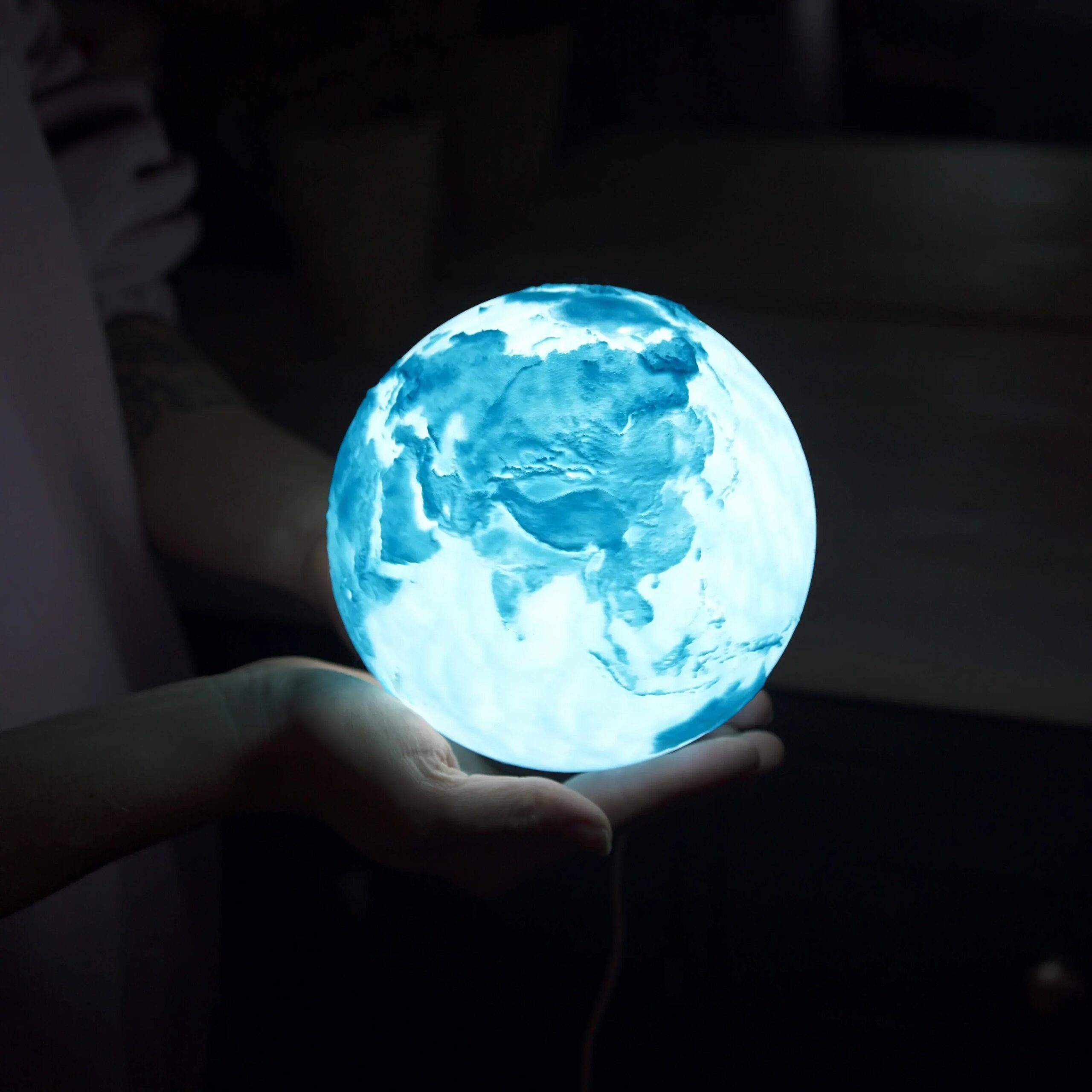 Earth Lamp